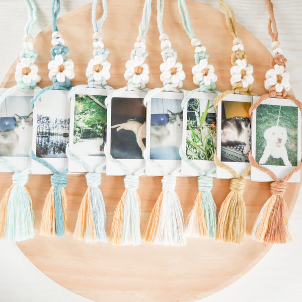 Daisy Polaroid Hanger