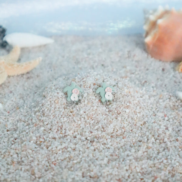 Shoreline Cutie Studs