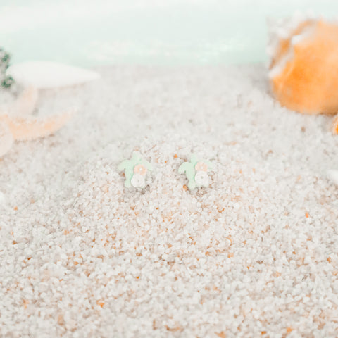 Shoreline Cutie Studs